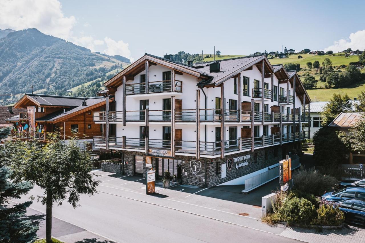 24 By Avenida - Mountain Hotel Kaprun Eksteriør bilde