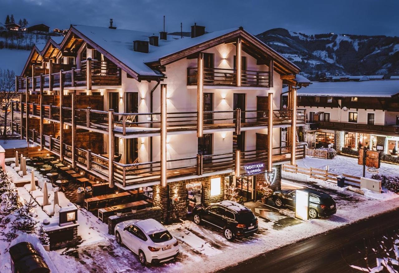 24 By Avenida - Mountain Hotel Kaprun Eksteriør bilde