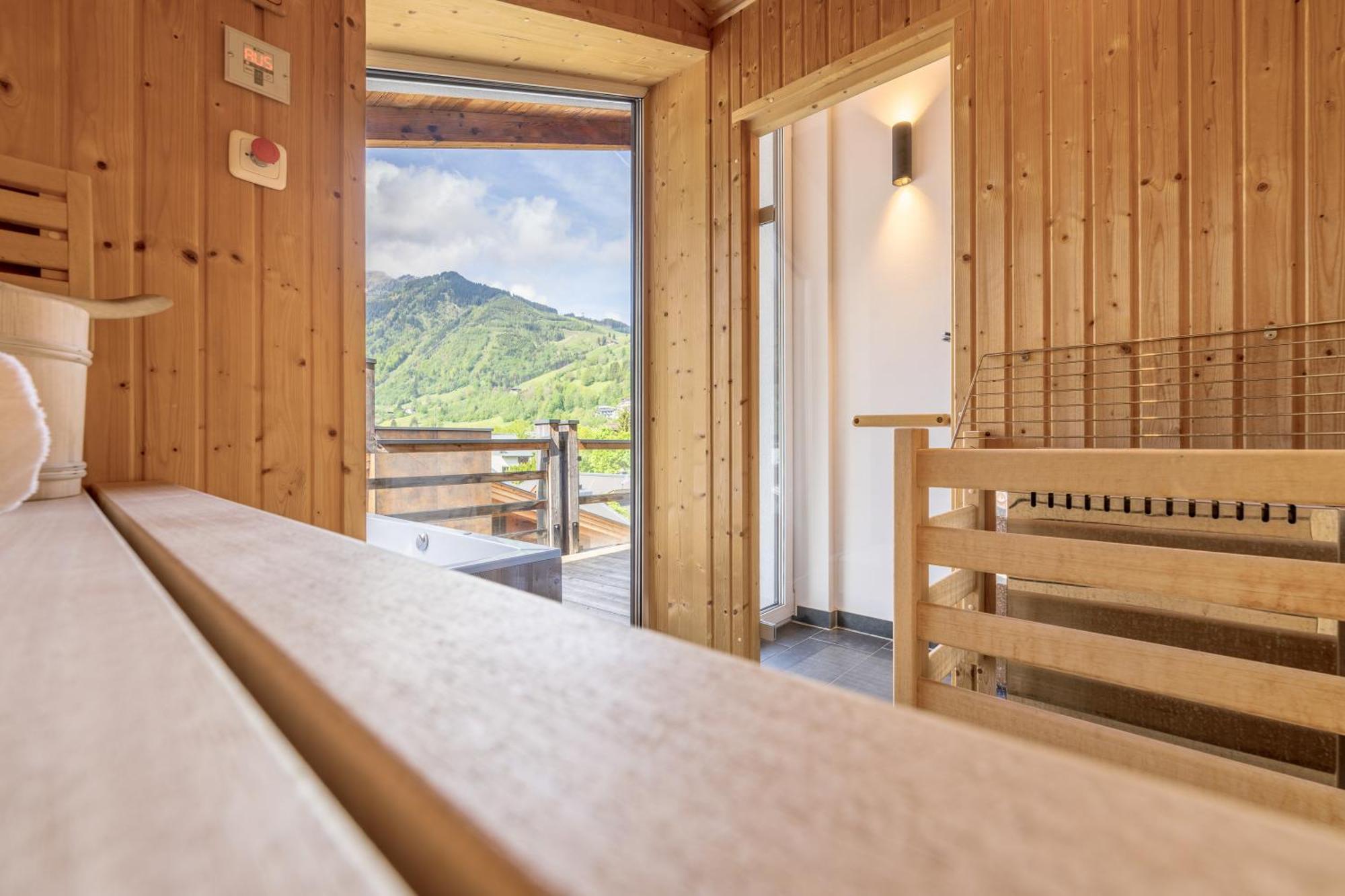 24 By Avenida - Mountain Hotel Kaprun Eksteriør bilde