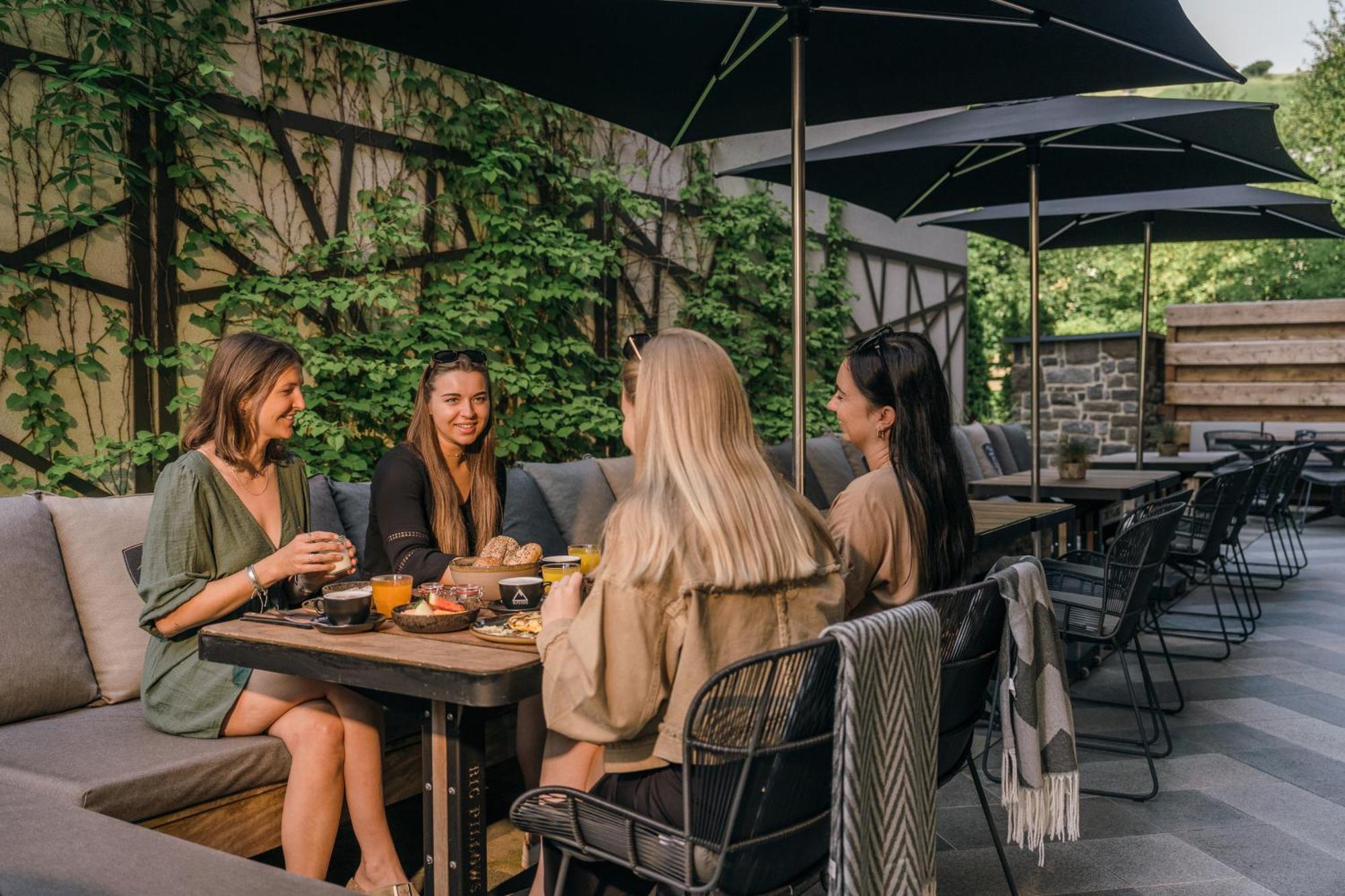 24 By Avenida - Mountain Hotel Kaprun Eksteriør bilde